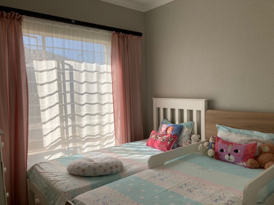 2 Bedroom Property for Sale in Amorosa Gauteng