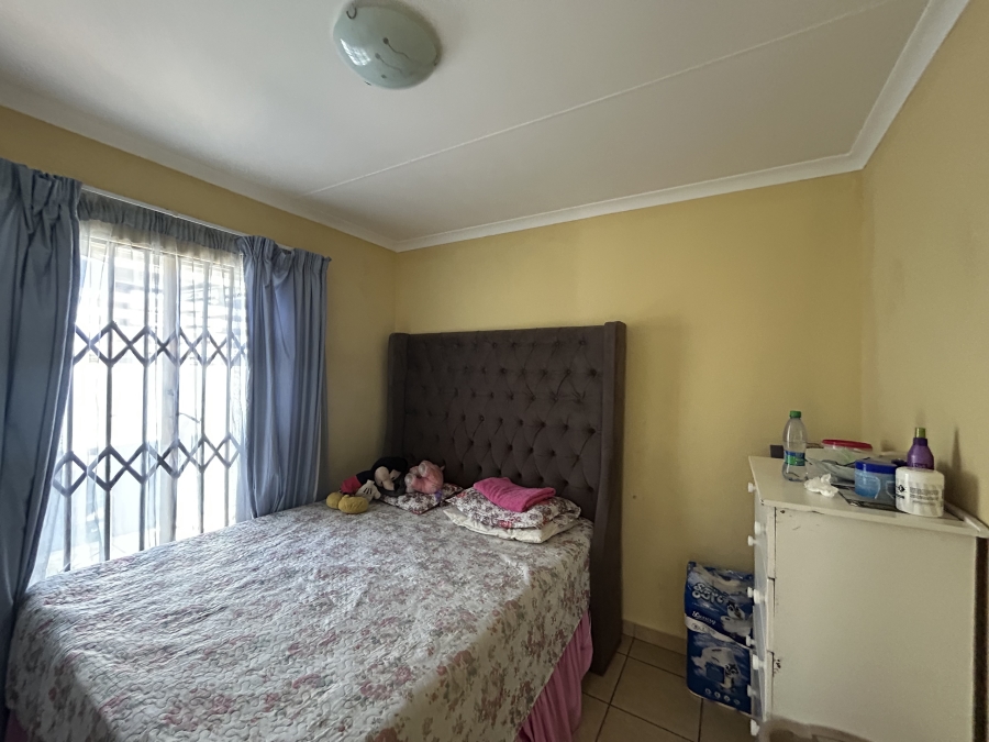 2 Bedroom Property for Sale in Amandasig Gauteng