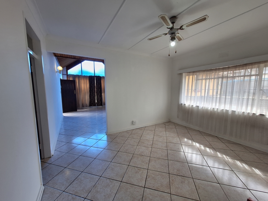 3 Bedroom Property for Sale in Lindhaven Gauteng