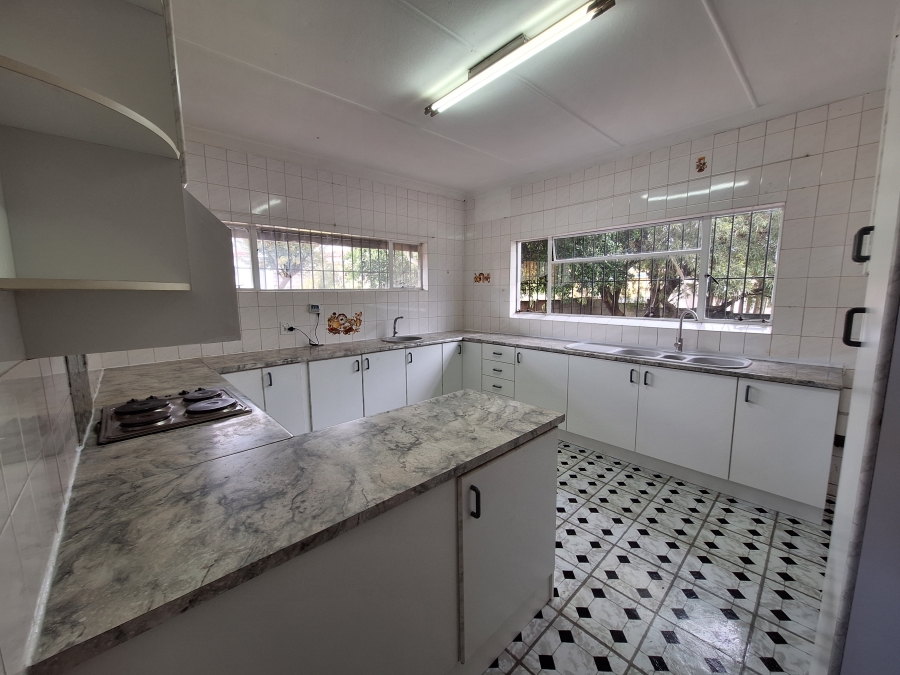 3 Bedroom Property for Sale in Lindhaven Gauteng