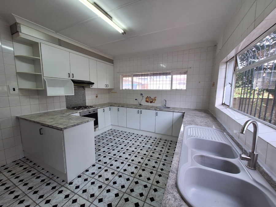 3 Bedroom Property for Sale in Lindhaven Gauteng