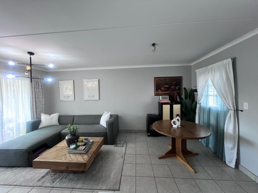 To Let 2 Bedroom Property for Rent in Sagewood Gauteng