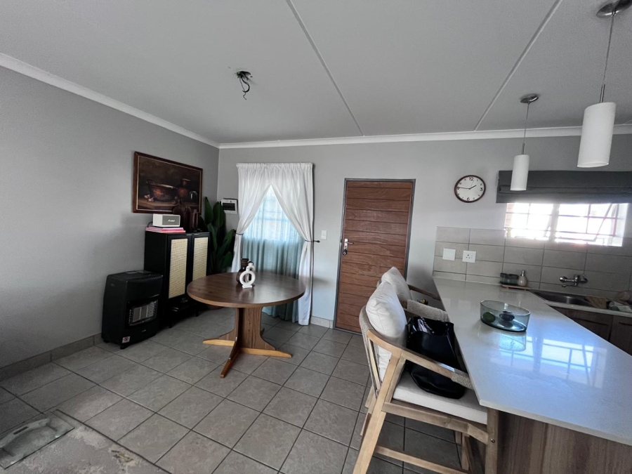 To Let 2 Bedroom Property for Rent in Sagewood Gauteng