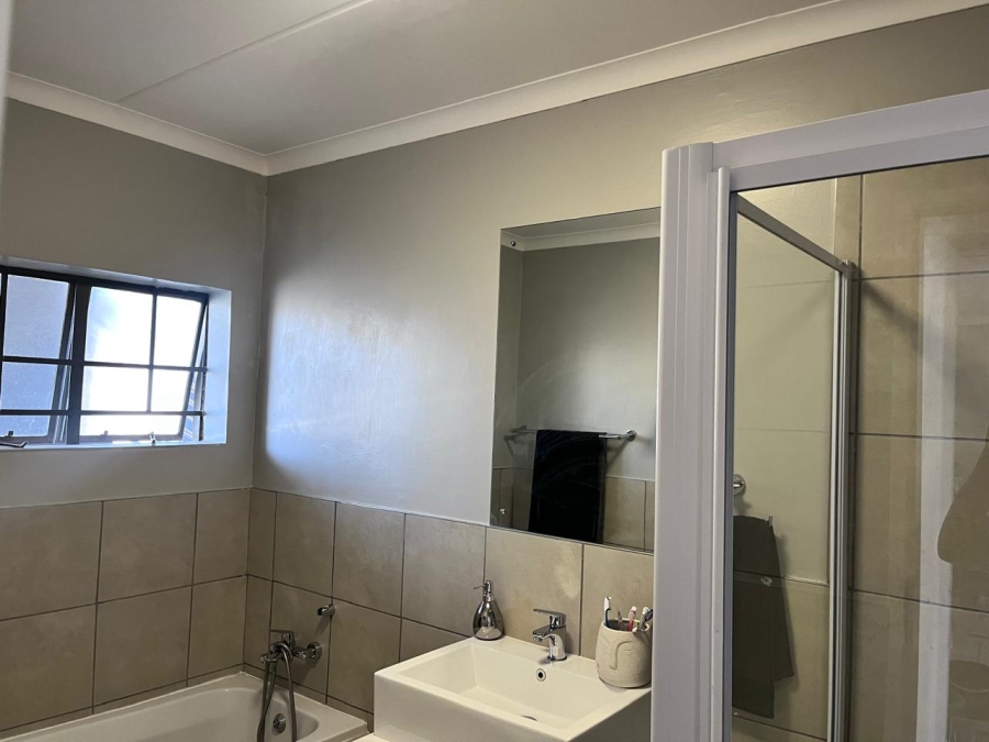 To Let 2 Bedroom Property for Rent in Sagewood Gauteng