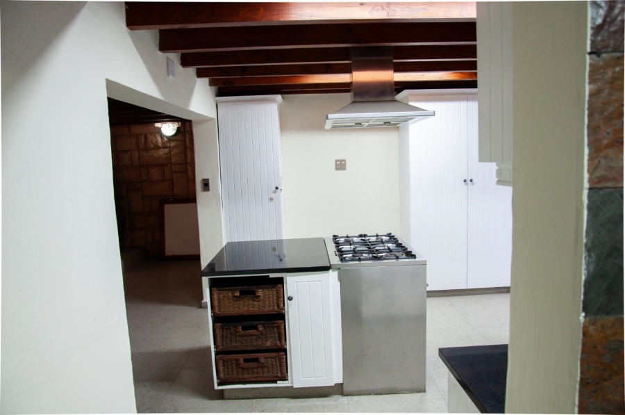 4 Bedroom Property for Sale in Buccleuch Gauteng