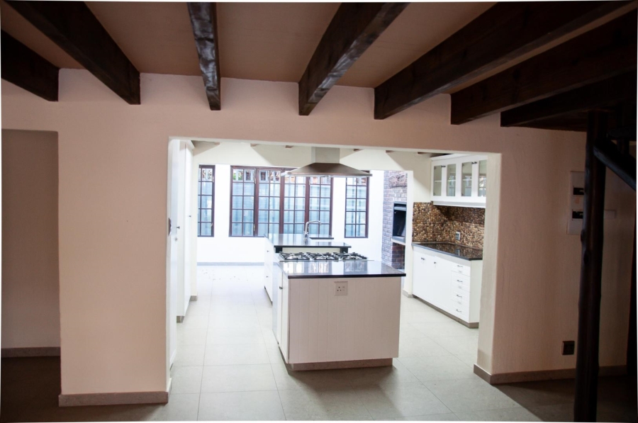 4 Bedroom Property for Sale in Buccleuch Gauteng