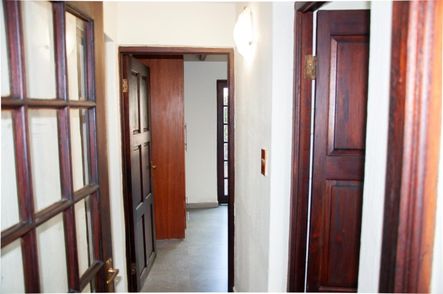 4 Bedroom Property for Sale in Buccleuch Gauteng