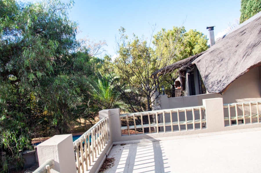 4 Bedroom Property for Sale in Buccleuch Gauteng