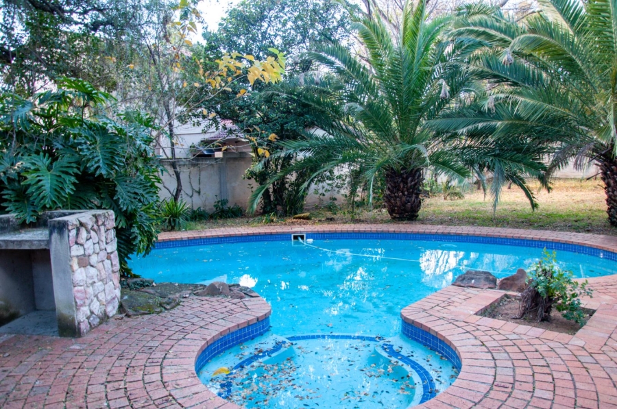 4 Bedroom Property for Sale in Buccleuch Gauteng