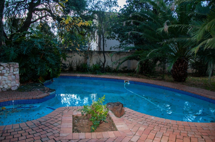 4 Bedroom Property for Sale in Buccleuch Gauteng
