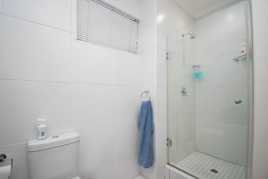 To Let 1 Bedroom Property for Rent in Fourways Gauteng