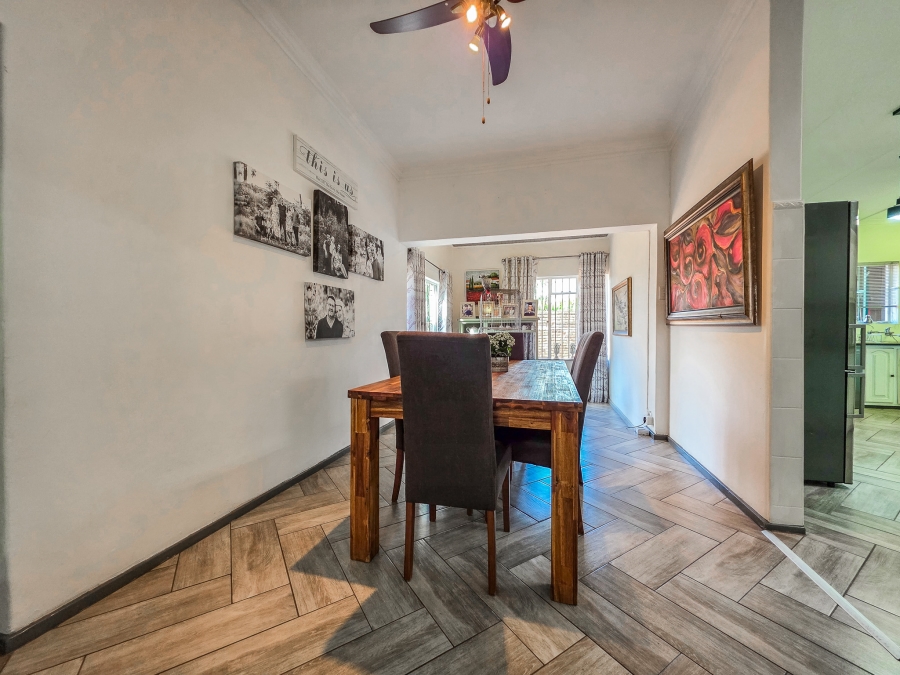 4 Bedroom Property for Sale in Garsfontein Gauteng