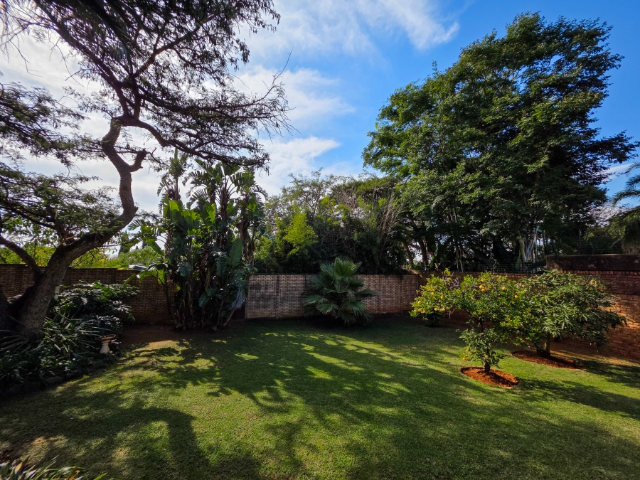4 Bedroom Property for Sale in Garsfontein Gauteng