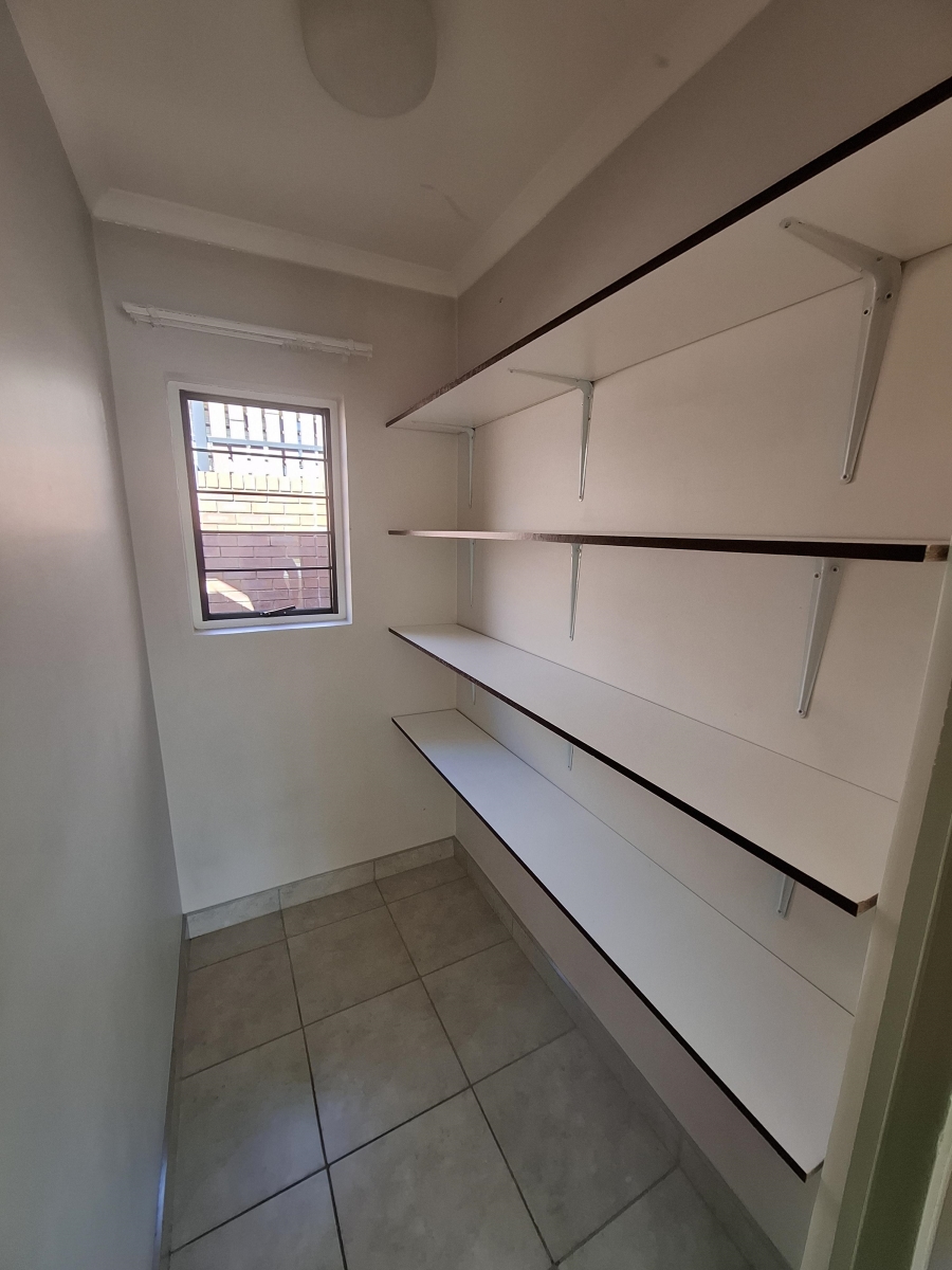 2 Bedroom Property for Sale in Equestria Gauteng