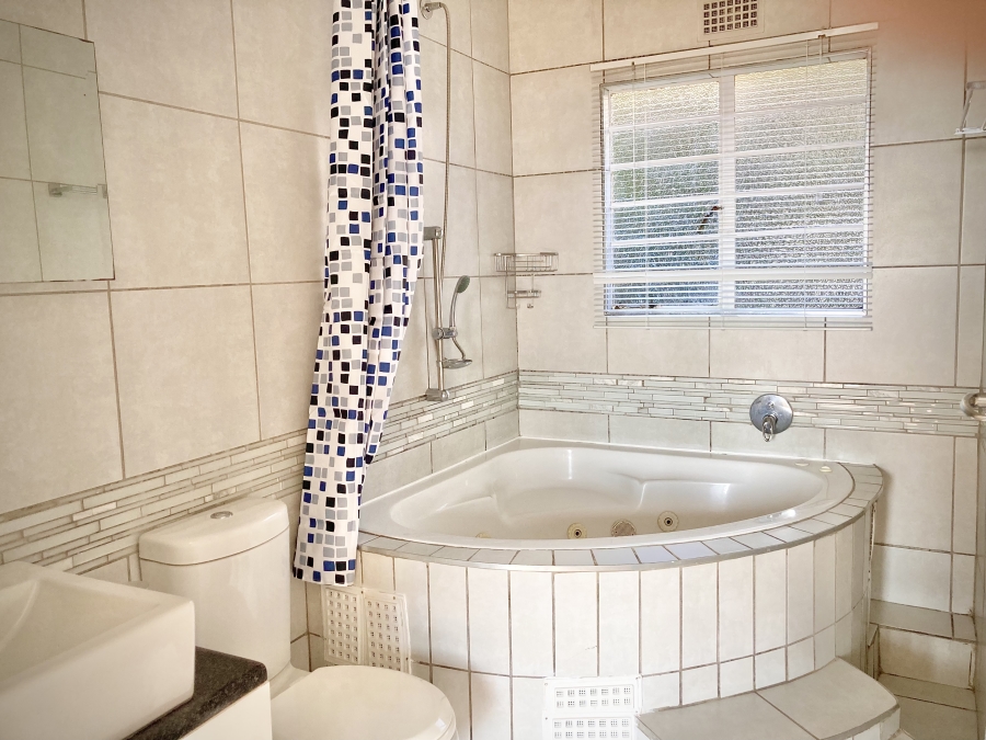 To Let 3 Bedroom Property for Rent in Bedfordview Gauteng