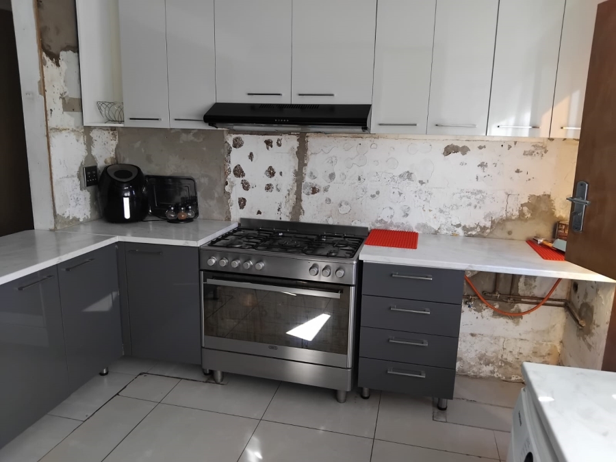 4 Bedroom Property for Sale in Witpoortjie Gauteng