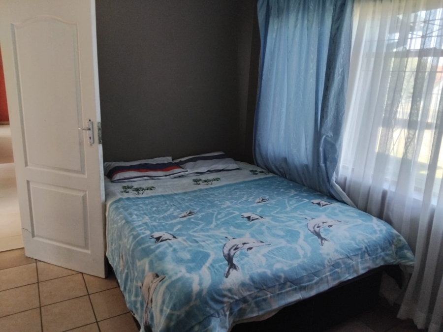 4 Bedroom Property for Sale in Witpoortjie Gauteng