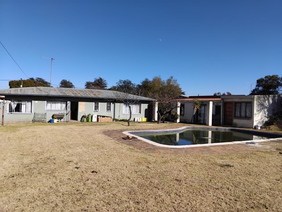4 Bedroom Property for Sale in Witpoortjie Gauteng