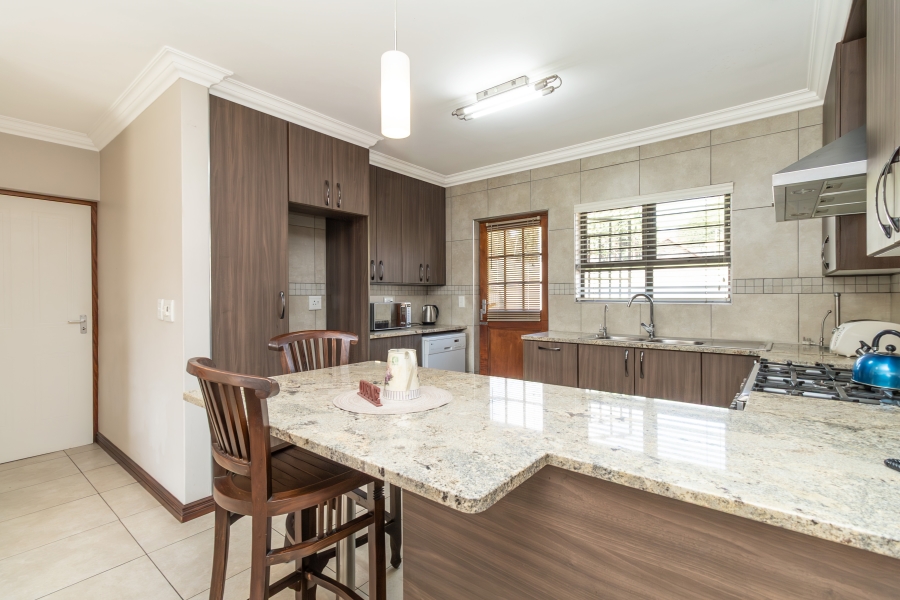 3 Bedroom Property for Sale in Douglasdale Gauteng