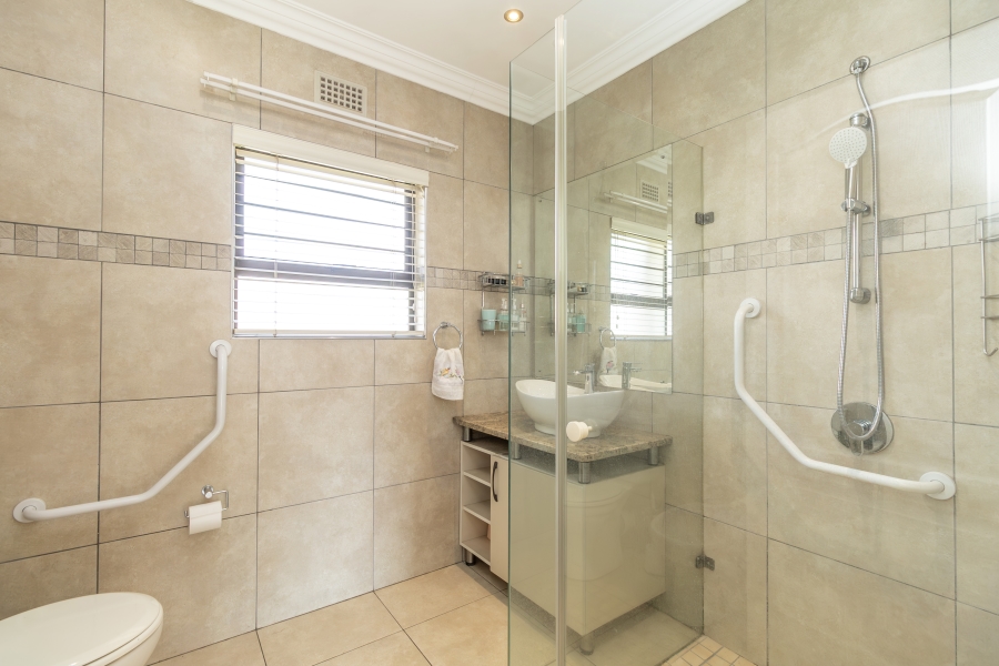 3 Bedroom Property for Sale in Douglasdale Gauteng