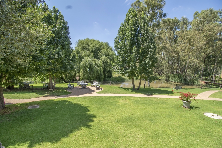 3 Bedroom Property for Sale in Douglasdale Gauteng