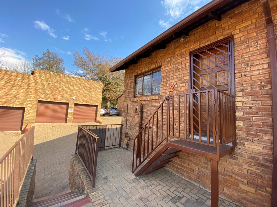 2 Bedroom Property for Sale in South Crest Gauteng