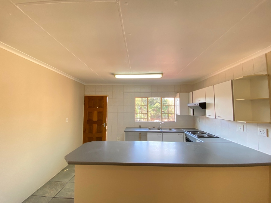 2 Bedroom Property for Sale in South Crest Gauteng