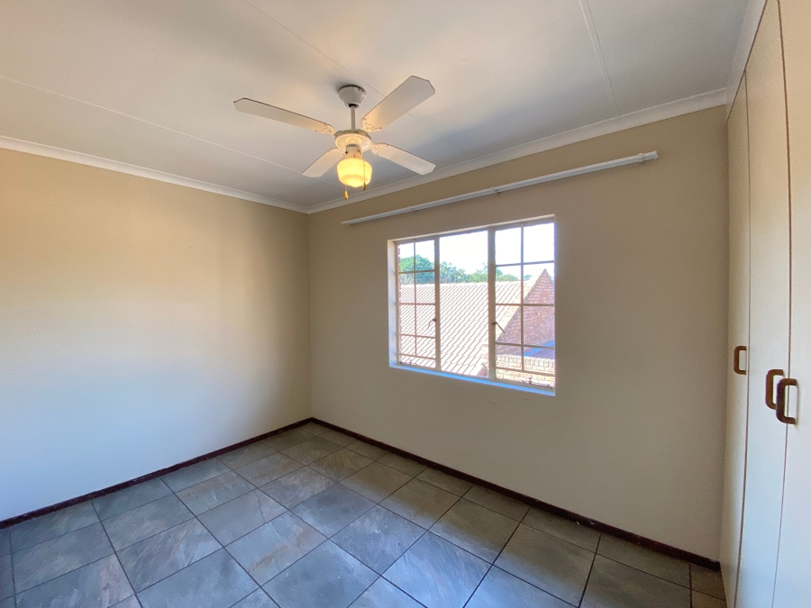 2 Bedroom Property for Sale in South Crest Gauteng