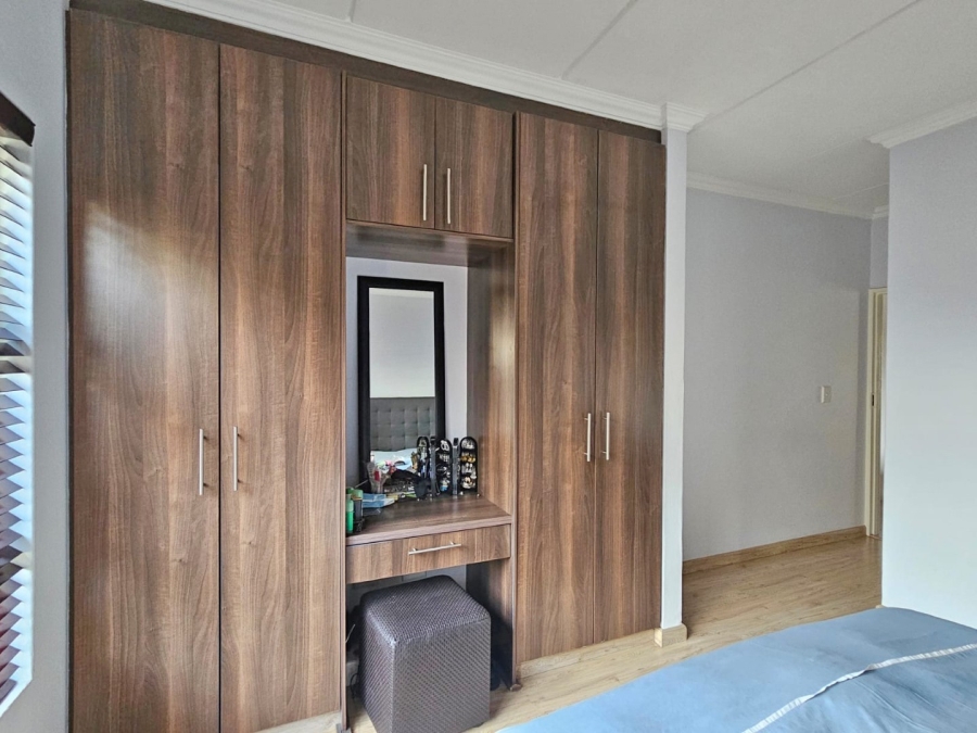 To Let 2 Bedroom Property for Rent in Edenburg Gauteng