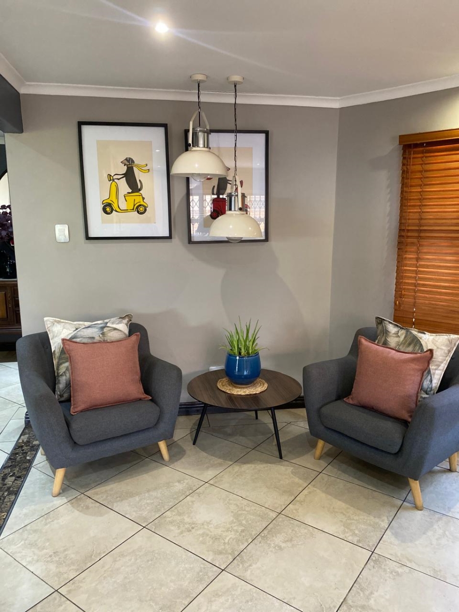 2 Bedroom Property for Sale in Vanderbijlpark SE 8 Gauteng