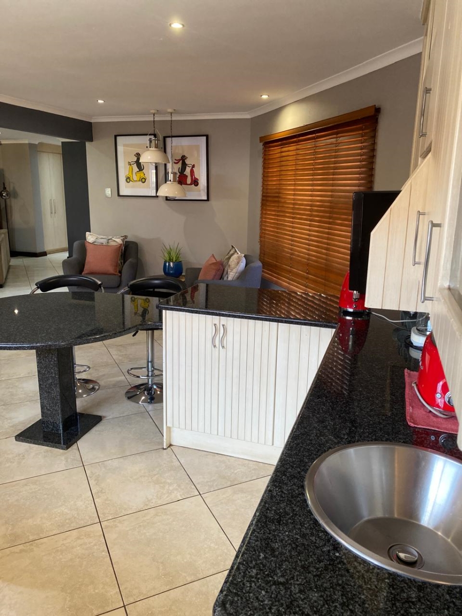 2 Bedroom Property for Sale in Vanderbijlpark SE 8 Gauteng
