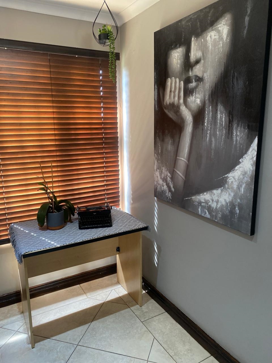 2 Bedroom Property for Sale in Vanderbijlpark SE 8 Gauteng