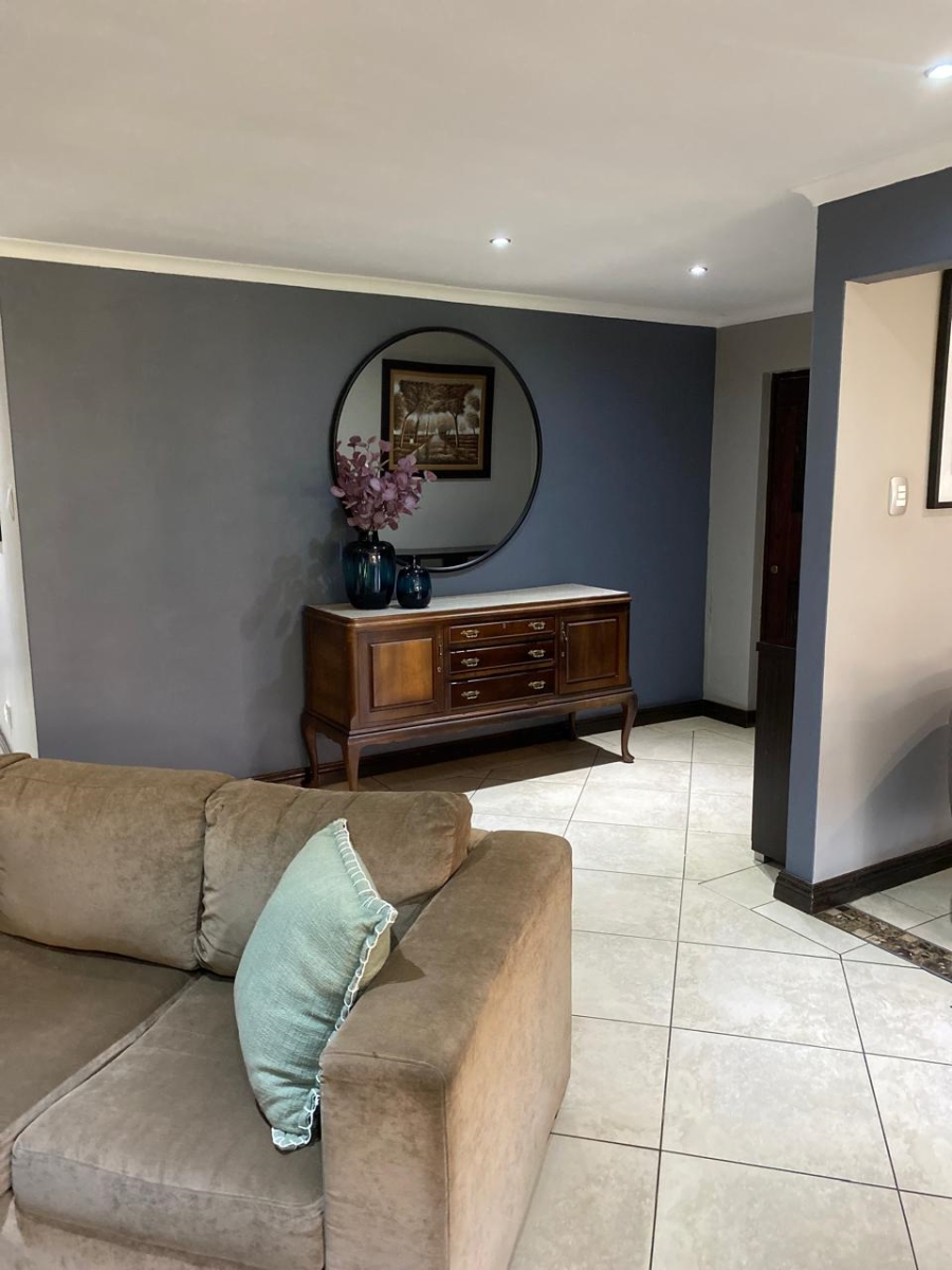 2 Bedroom Property for Sale in Vanderbijlpark SE 8 Gauteng
