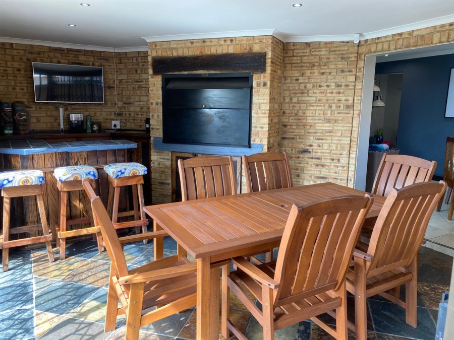 2 Bedroom Property for Sale in Vanderbijlpark SE 8 Gauteng