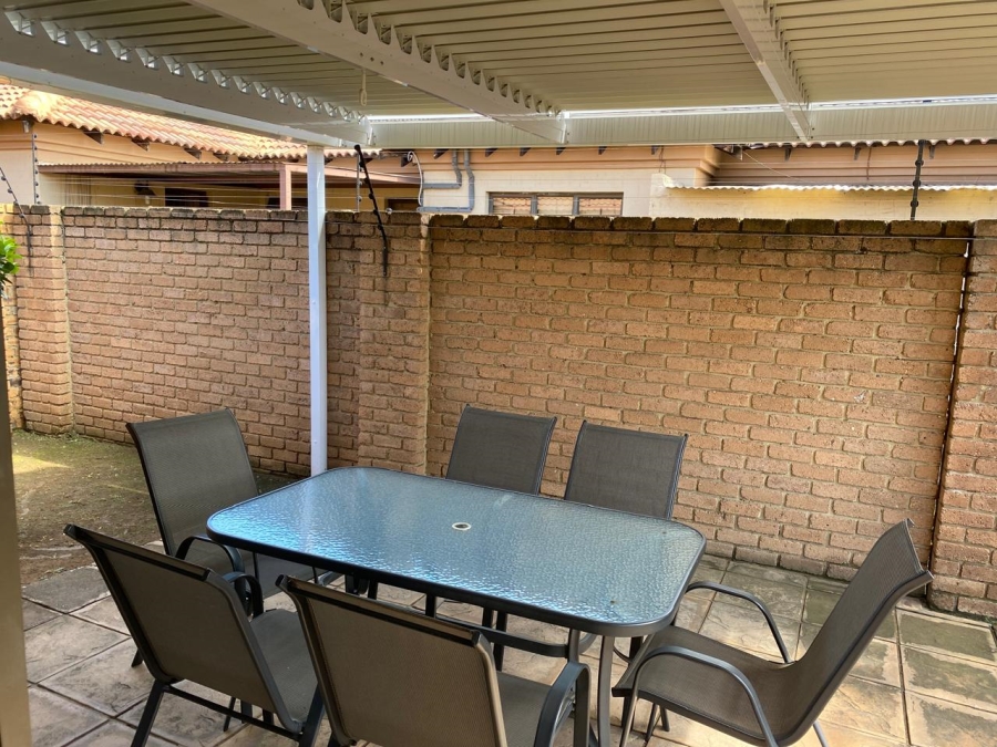 2 Bedroom Property for Sale in Vanderbijlpark SE 8 Gauteng