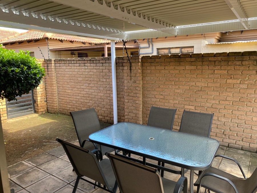 2 Bedroom Property for Sale in Vanderbijlpark SE 8 Gauteng