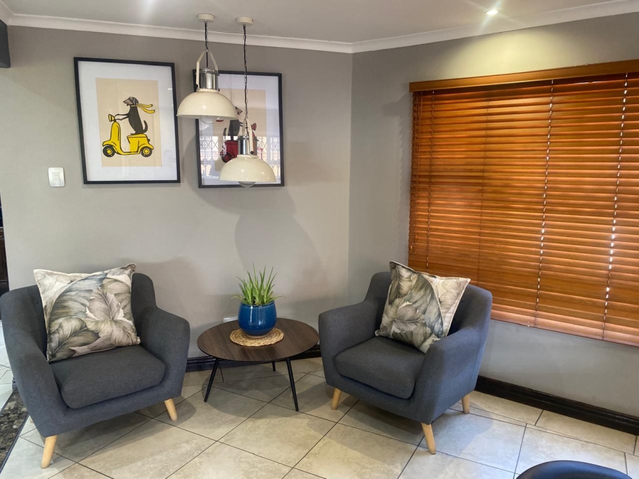 2 Bedroom Property for Sale in Vanderbijlpark SE 8 Gauteng