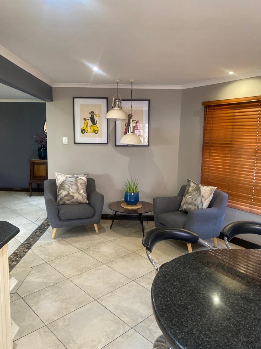 2 Bedroom Property for Sale in Vanderbijlpark SE 8 Gauteng