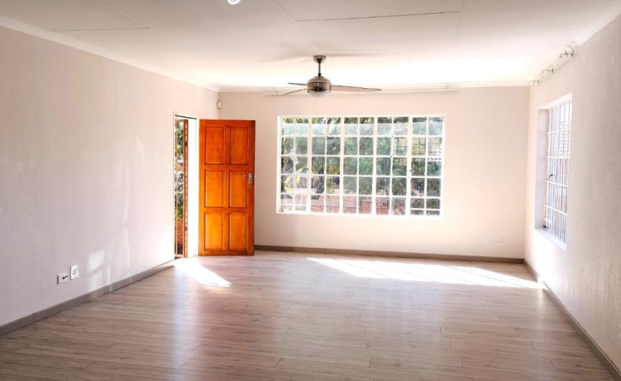 3 Bedroom Property for Sale in Amorosa Gauteng