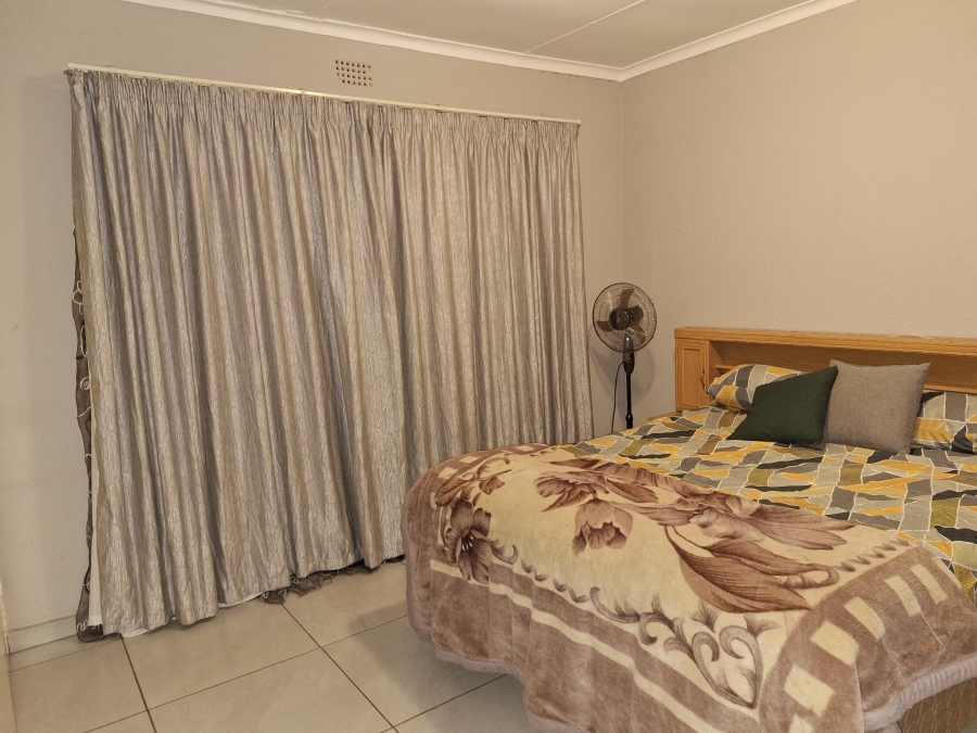 2 Bedroom Property for Sale in Rant En Dal Gauteng
