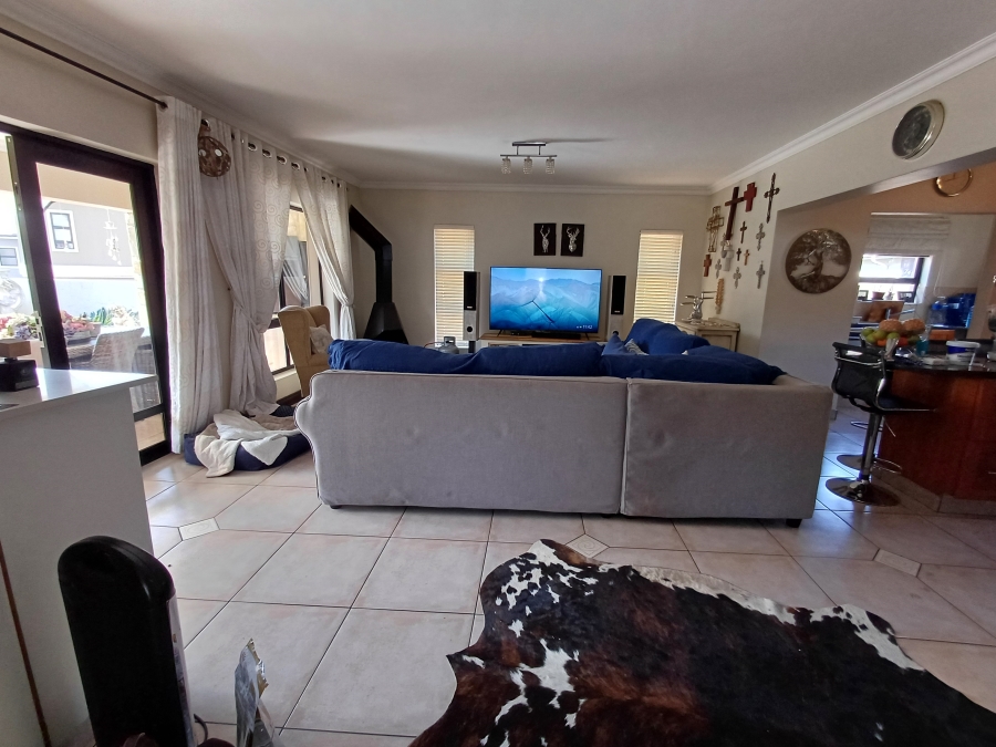 To Let 3 Bedroom Property for Rent in Bushwillow Park Estate Gauteng