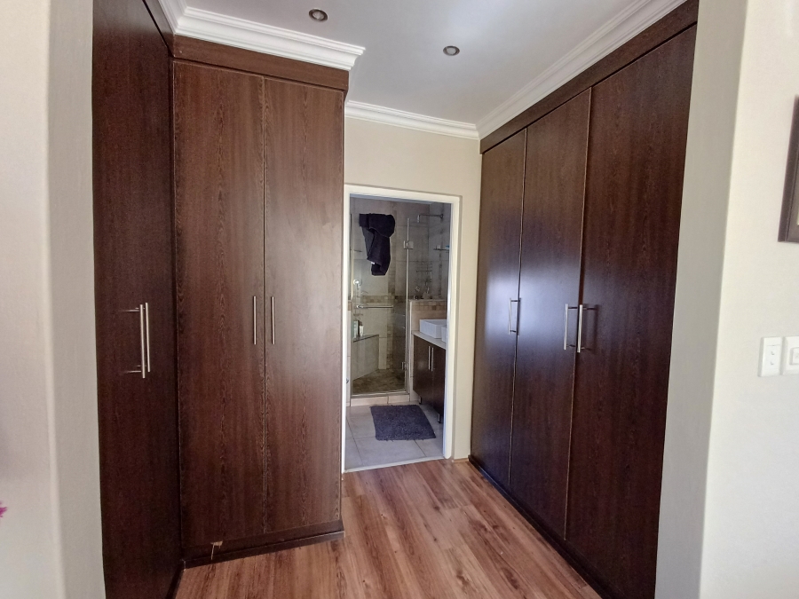 To Let 3 Bedroom Property for Rent in Bushwillow Park Estate Gauteng