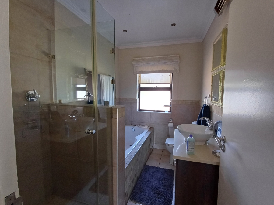 To Let 3 Bedroom Property for Rent in Bushwillow Park Estate Gauteng