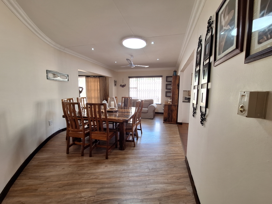 4 Bedroom Property for Sale in Noordheuwel Gauteng