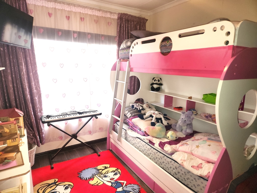 3 Bedroom Property for Sale in Pebble Creek Gauteng