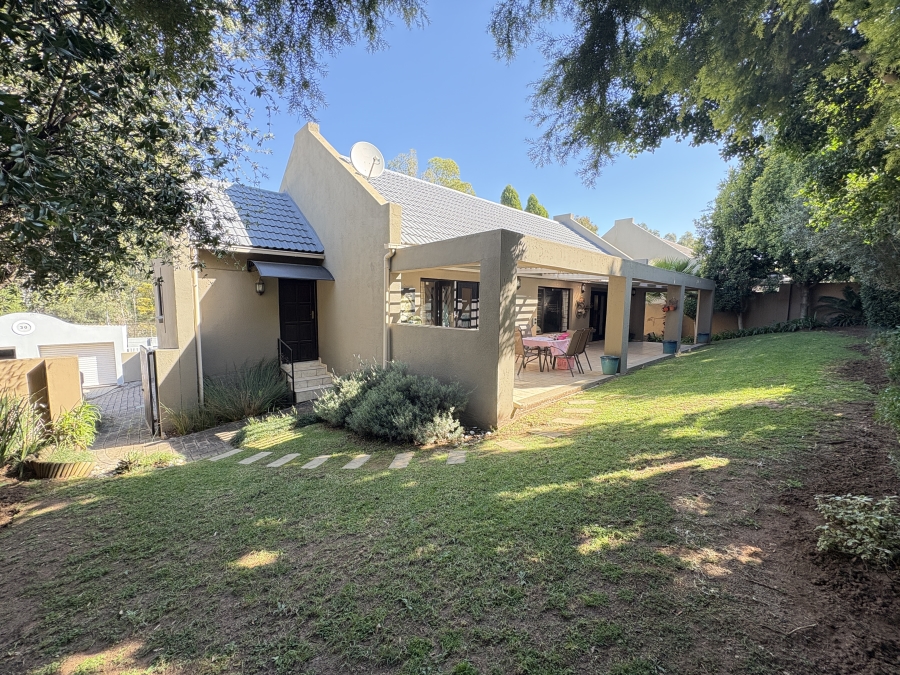 3 Bedroom Property for Sale in Douglasdale Gauteng