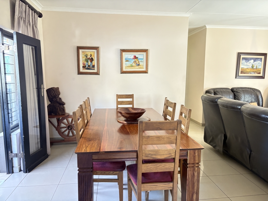 3 Bedroom Property for Sale in Douglasdale Gauteng
