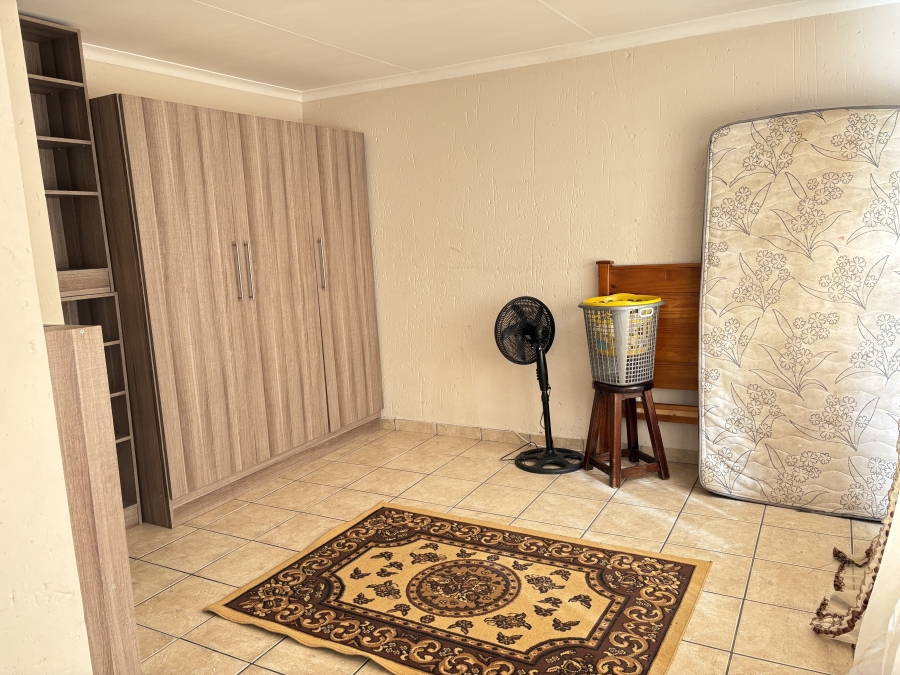 3 Bedroom Property for Sale in Douglasdale Gauteng