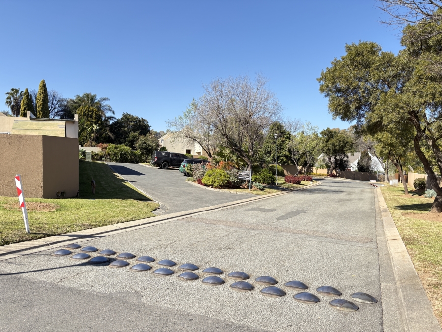 3 Bedroom Property for Sale in Douglasdale Gauteng