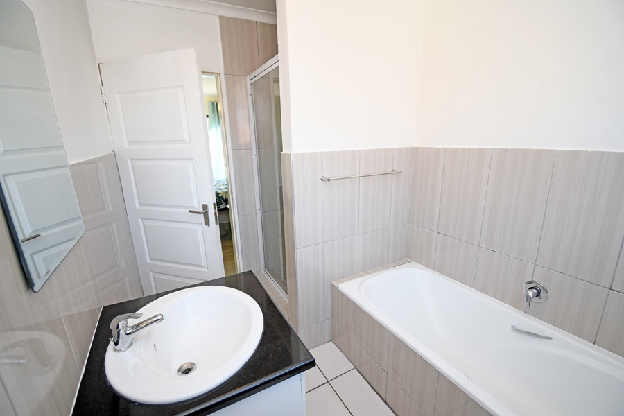3 Bedroom Property for Sale in Craigavon Gauteng